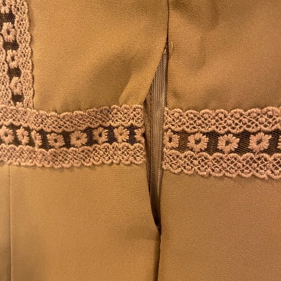 Mustard coloured high neck dress - Picture 4 of 4